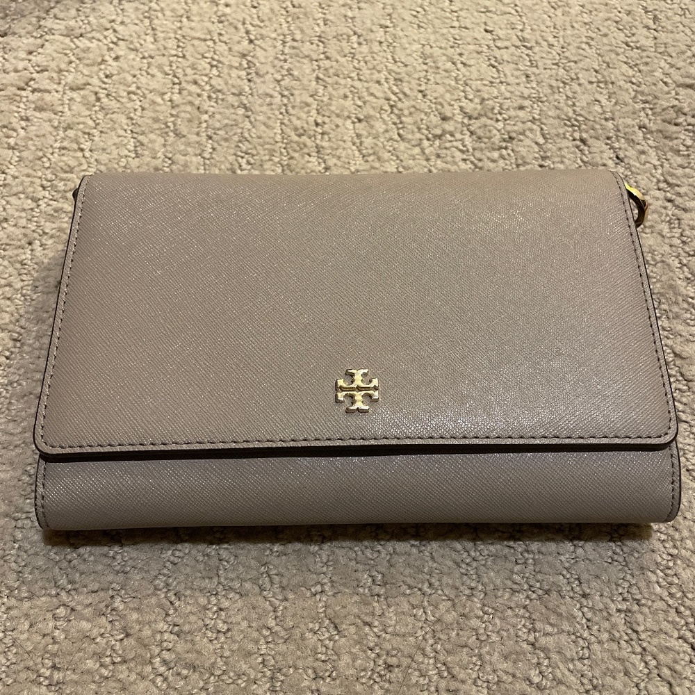 Taupe Tory Burch Wallet on Chain